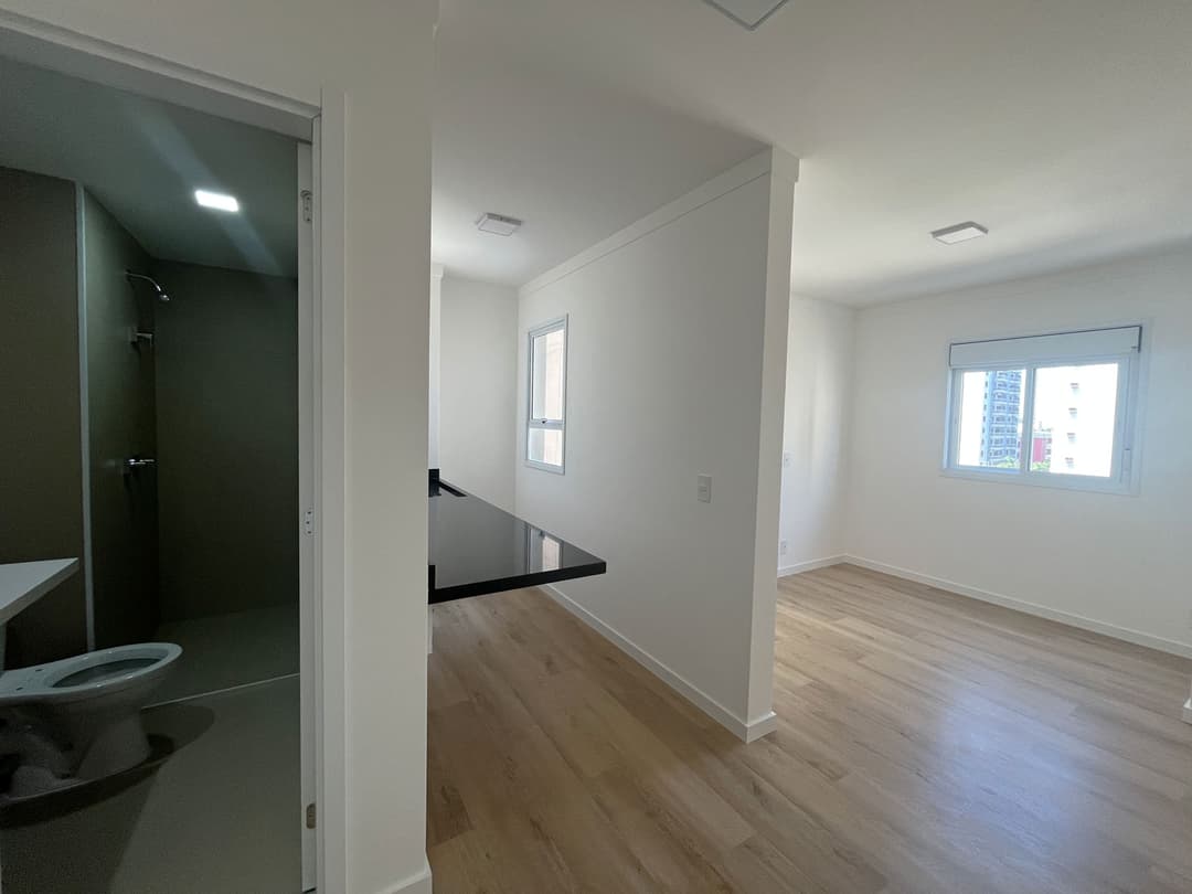 Mostrar o desenvolvimento da construção do Next Lounge Home.