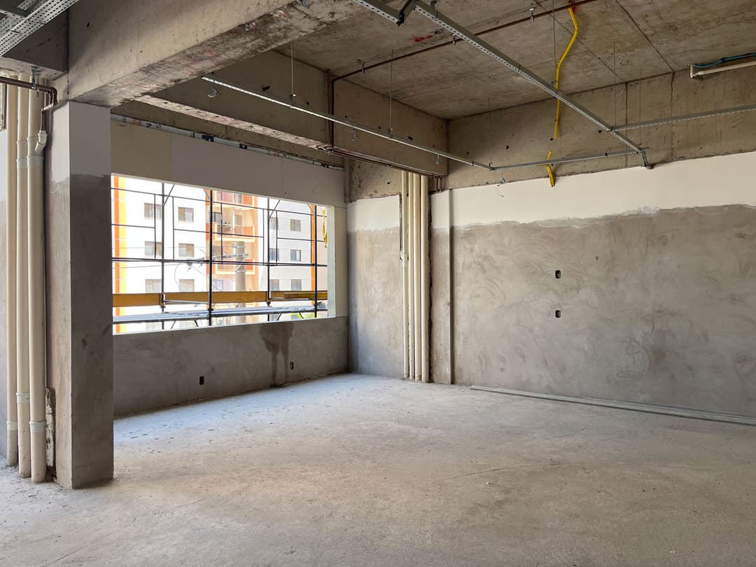 Mostrar o desenvolvimento da construção do Next Lounge Home.